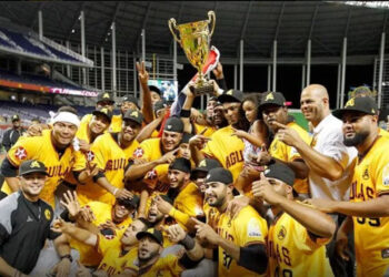 Emoción por la corona de Las Águilas Cibaeñas