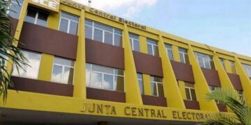 JCE declara PRM y PLD únicos partidos mayoritarios