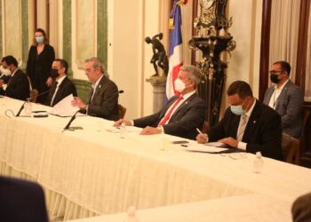 Ministerio de la Presidencia y Poder Judicial firman convenio para regularizar titulación de inmuebles del Estado