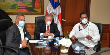 Senado de la República y representantes de instituciones gubernamentales analizan Proyecto de Ley de Control de Expendio, Suministro y Consumo de Bebidas Alcohólicas