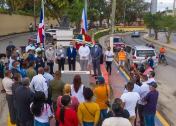 Alcaldía de SDN rinde homenaje a Juan Pablo Duarte