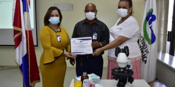 MSP con apoyo del BID fortalece capacidad de centros de salud para diagnóstico de malaria