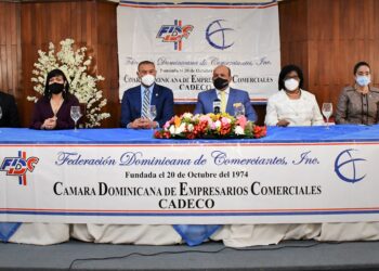 Senado de la República reconoce labor y trayectoria de la Federación Dominicana de Comerciantes en su 46 aniversario