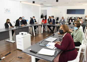 Realizan primera reunión formal del Comité ampliado de logística para vacunación contra COVID-19