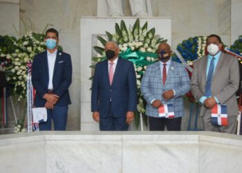 Radhamés González resalta logros y nuevos planes en aniversario de OMSA