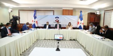 Diputados continúan segundo día de entrevistas a postulantes a Defensor del Pueblo