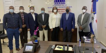 Ministro de Salud: a la población que se prepare para recibir la vacuna contra COVID-19