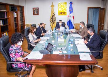 JCE solicita opinión de partidos sobre orden numérico en boletas y distribución de recursos económicos del Estado