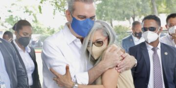 Presidente Abinader anuncia acciones sin precedentes en Moca para seguir mejoría canasta familiar del pueblo