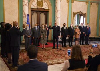 Presidente Luis Abinader juramenta jueces de las altas cortes