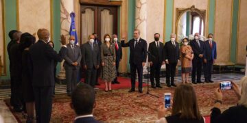 Presidente Luis Abinader juramenta jueces de las altas cortes