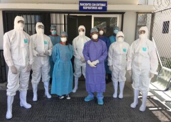 Gobierno extenderá hasta marzo incentivos COVID-19 a personal Red Pública de Salud