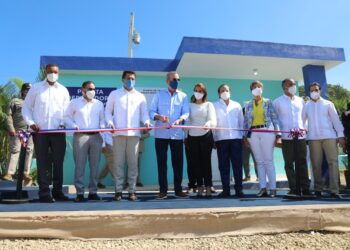 Presidente inaugura planta de tratamiento y sistema de aguas residuales en Luperón
