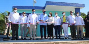 Presidente inaugura planta de tratamiento y sistema de aguas residuales en Luperón