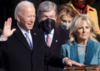 Joe Biden presenta en su primer día de mandato amplio proyecto de ley para inmigrantes