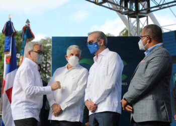 Abinader encabeza inauguración Corredor Núñez de Cáceres; beneficiará más 10 mil usuarios cada día