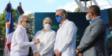 Abinader encabeza inauguración Corredor Núñez de Cáceres; beneficiará más 10 mil usuarios cada día