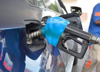 Precios de los combustibles suben entre RD$0.30 y RD$3.00
