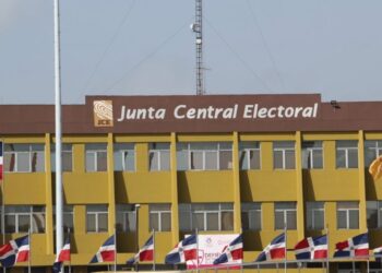 JCE aprueba creación de 106 colegios electorales y decide integrar suplentes a labores de la Institución en base a la legislación electoral