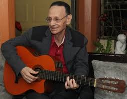 Luis Segura: realiza la entrega de su ultima producción