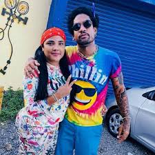 Los cantantes Martha Heredia y Vakeró realizaron nuevo tema