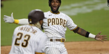 Jurickson Profar, Los Padres pactan por tres años
