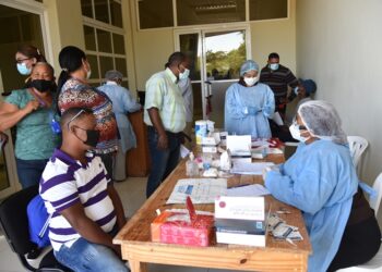 De la Cruz: el virus “sigue ahí, no se puede bajar la guardia”