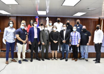 Ministerio de Salud se reúne con asociaciones de bares y restaurantes para dar seguimiento a los protocolos a cumplir  ante la COVID-19