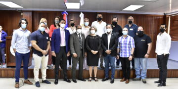 Ministerio de Salud se reúne con asociaciones de bares y restaurantes para dar seguimiento a los protocolos a cumplir  ante la COVID-19