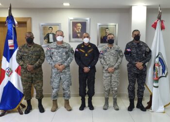 Comandantes de Fuerza, directores PN y DNCD fortalecen estrategia contra el narcotráfico y crimen organizado