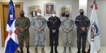 Comandantes de Fuerza, directores PN y DNCD fortalecen estrategia contra el narcotráfico y crimen organizado