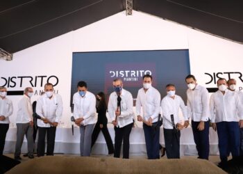 Presidente Abinader da primer picazo de innovador proyecto inmobiliario Distrito Piantini