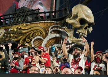 Celebraciones por el Super Bowl violan normas contra COVID