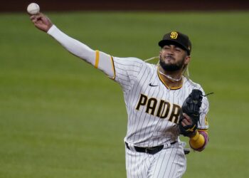 Fernando Tatis Jr. y Padres llegan a acuerdo por 14 años y $340 millones