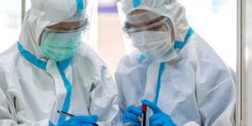 Detectan 1,671 nuevos casos de COVID-19 en 13,096 muestras procesadas; positividad diaria se coloca en 20.30%