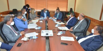 Resolución que busca mitigar los efectos nocivos de Punta Catalina recibe respaldo del Ministro de Medio Ambiente