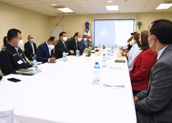 Ministro de Salud Pública destaca importancia de mantener transparencia en la gestión