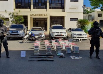 DNCD, AD y MP apresan a 16 personas, ocupan más de 150 paquetes y desmantelan organización criminal enviaba drogas a PR