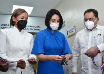 Primera Dama y SNS dejan inaugurada Unidad Atención Integral de Adolescentes Hospital Juan Pablo Pina