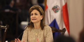 Gobierno anuncia llegada de 1 millón de vacunas en los próximos días