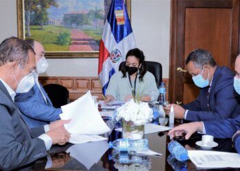 Senadores rendirán informes favorables para la instalación de tres oficinas del Banco de Reservas