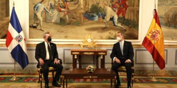 Abinader se reúne con el presidente Español Pedro Sánchez