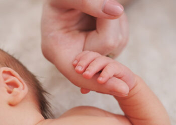 TC considera una práctica discriminatoria llevar apellido del padre primero