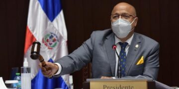 Cámara Diputados envía a comisión especial proyecto dispone entregar 30% de fondos AFP a trabajadores