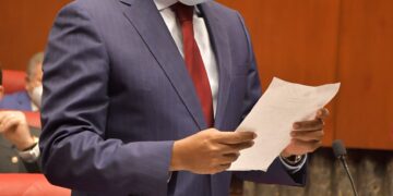 Senador Aris Yván Lorenzo impulsa la construcción de caminos vecinales para interconectar Elías Piña