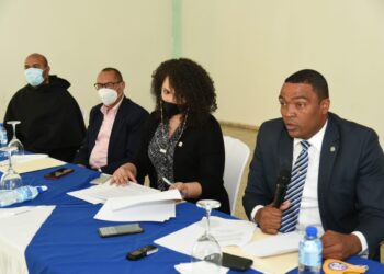 Comisión de Deportes de la Cámara de Diputados realiza descenso en Complejo Deportivo Los Trinitarios