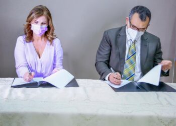 JCE y NUVI firman convenio para impulsar sostenibilidad y cultura de reciclaje