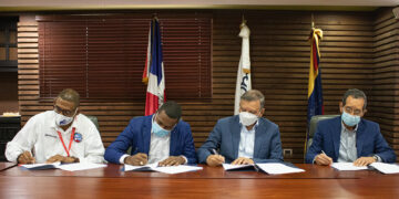 Refidomsa y sindicato firman histórico pacto colectivo en beneficios de los trabajadores