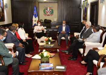 Diputados conocerán en sesión extraordinaria acuerdo con farmacéutica Pfizer