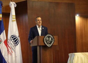 Presidente Abinader presenta Pacto Social para lograr un modelo sostenible, justo e inclusivo para todos los dominicanos